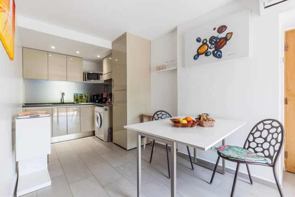 Maison De Vacances - Casa Mezanaccia Avec Terrasse Fleurie Meuble Tourisme 3 Etoiles Santa-Lucia-di-Tallano Exteriör bild